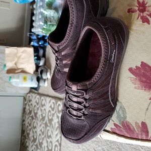 Skechers sneakers.